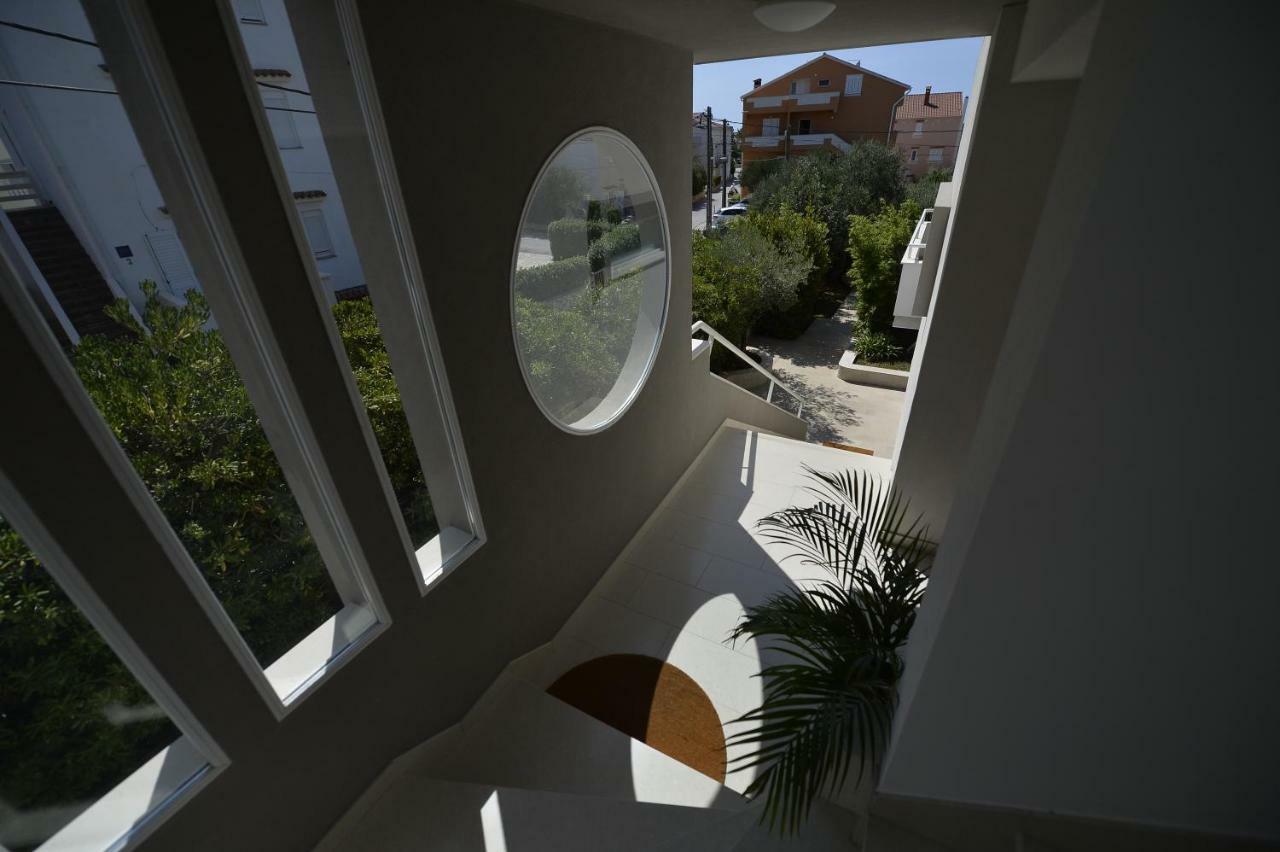 Rooms Villa Ropus Новаля Екстериор снимка